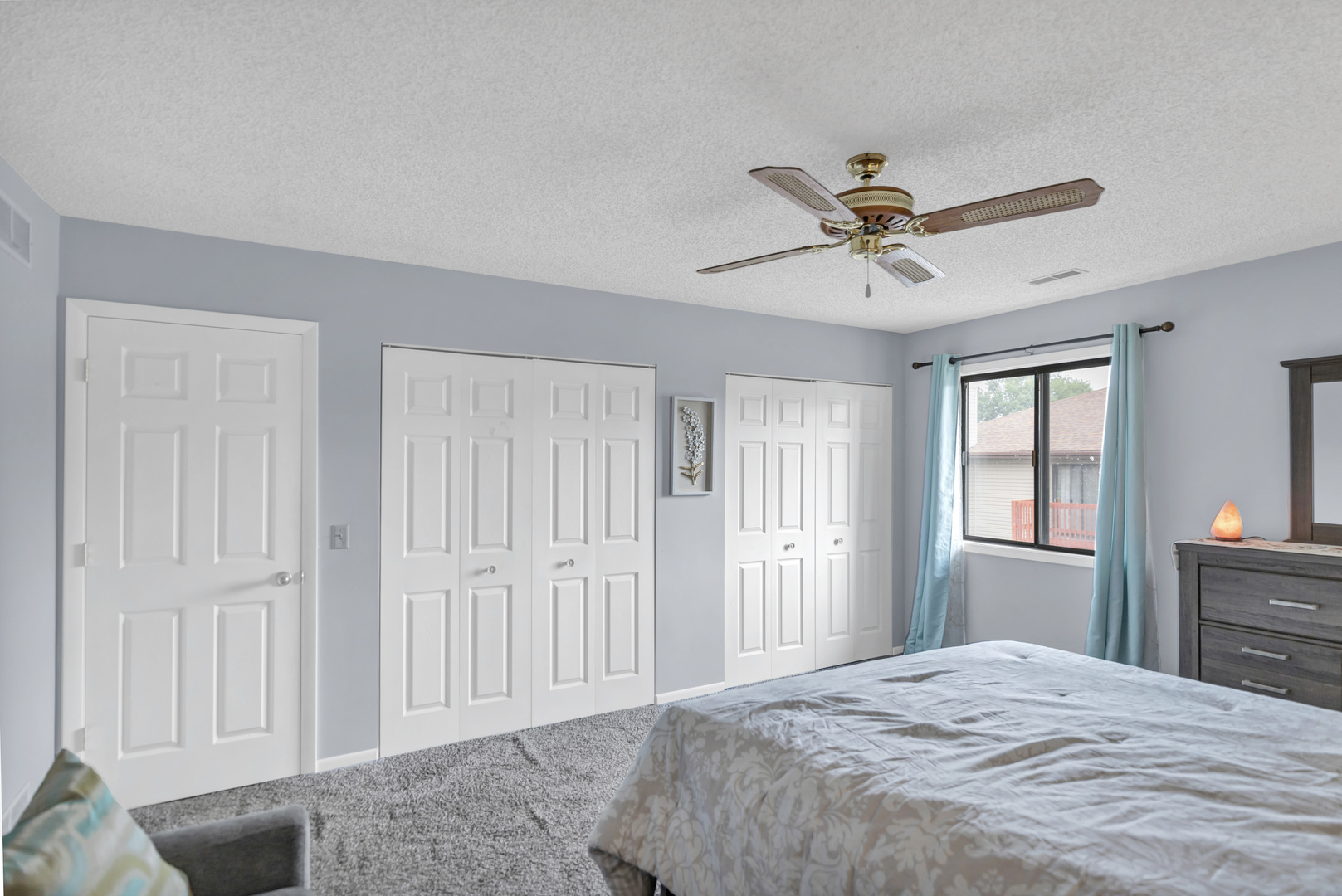 1025 Manchester Court #1025, South Elgin, IL 60177
