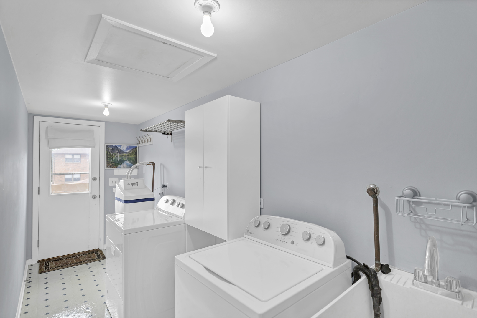 1025 Manchester Court #1025, South Elgin, IL 60177