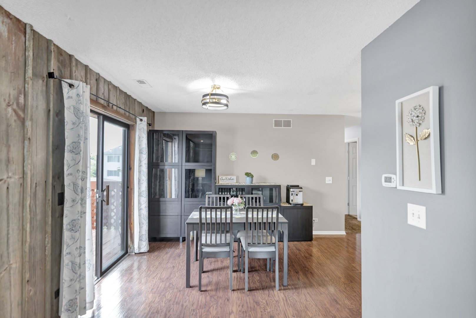 1025 Manchester Court #1025, South Elgin, IL 60177