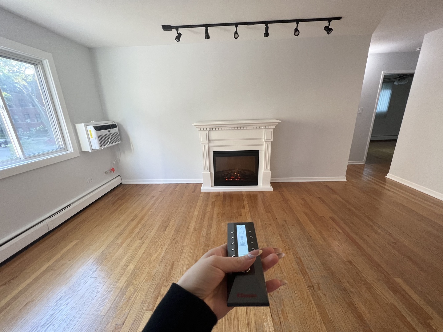 547 Sheridan Road #2W, Evanston, IL 60202