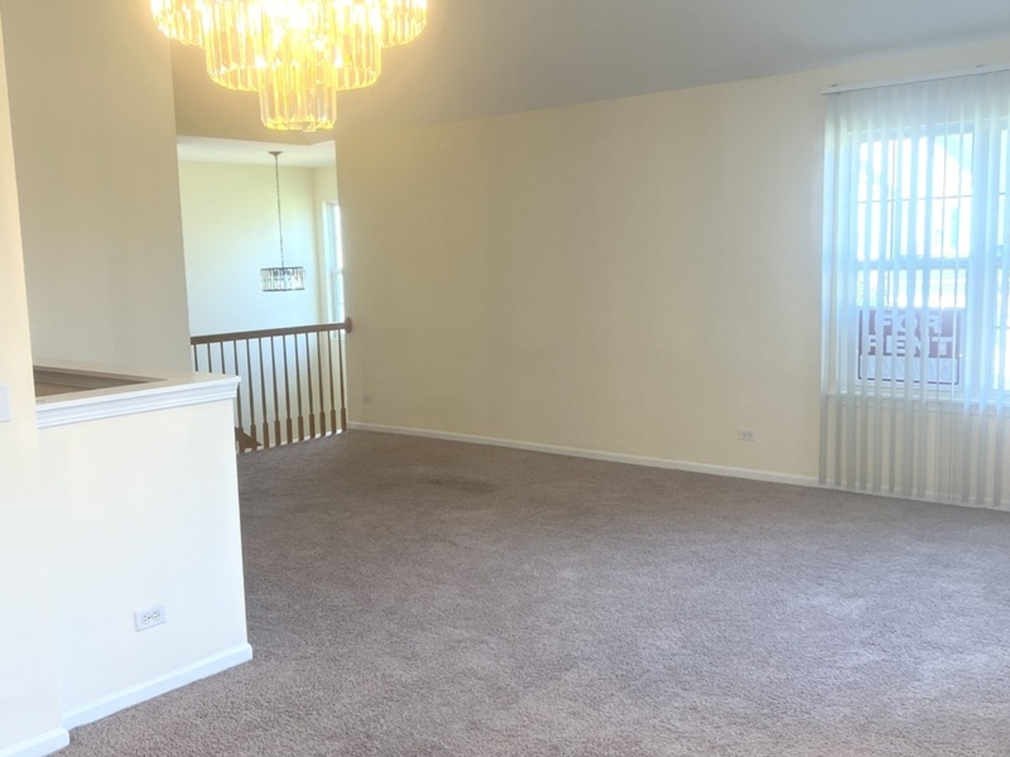 448 BAY TREE Circle, Vernon Hills, IL 60061