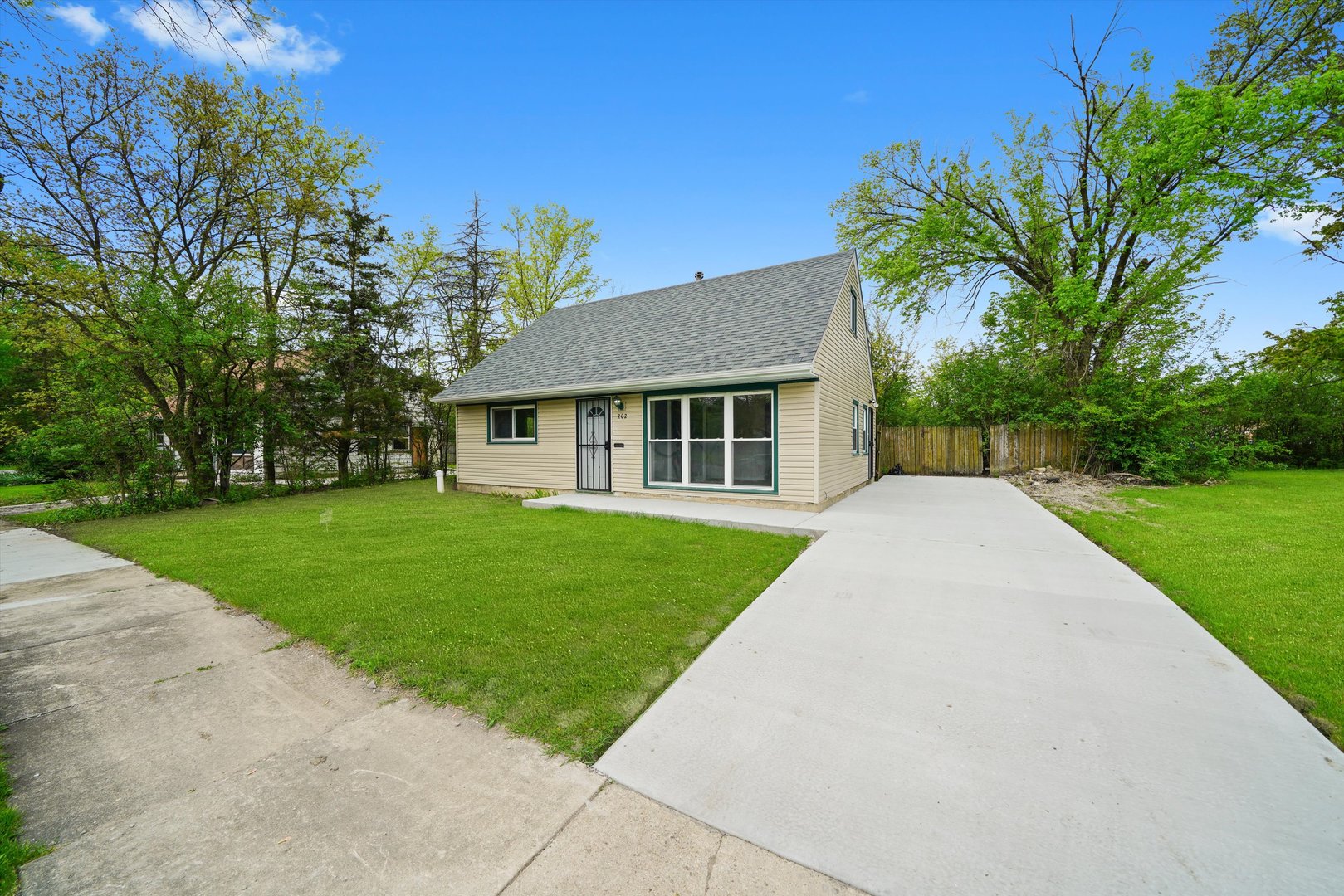 202 Allegheny Street, Park Forest, IL 60466