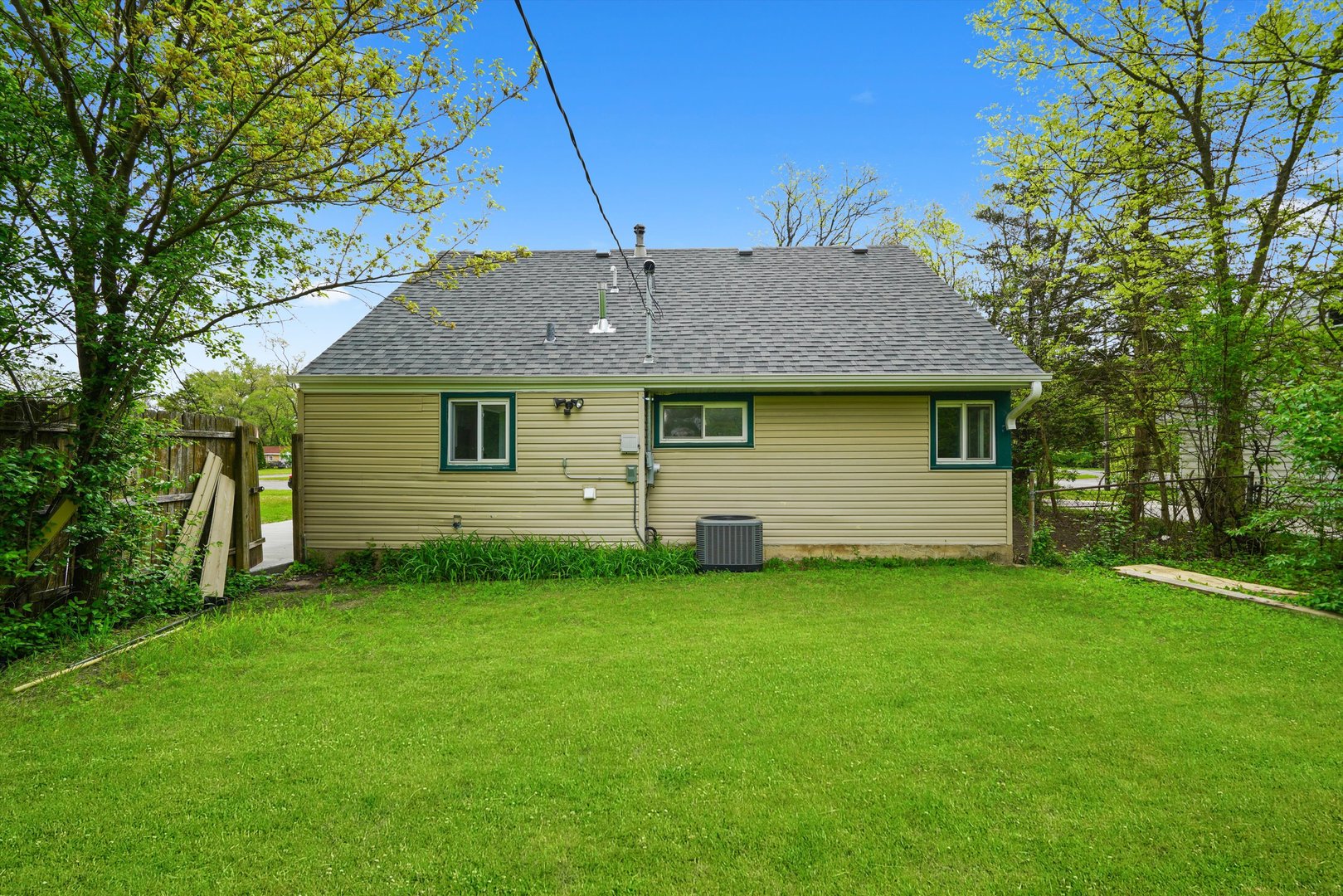 202 Allegheny Street, Park Forest, IL 60466