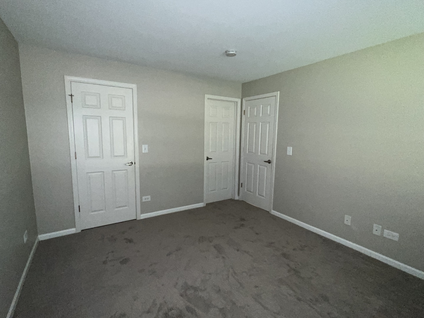 320 Crestview Drive #B, Wauconda, IL 60084