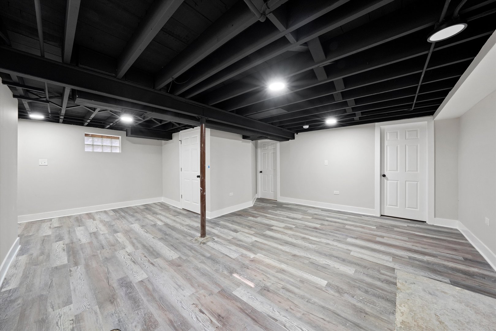 14107 S State Street, Riverdale, IL 60827