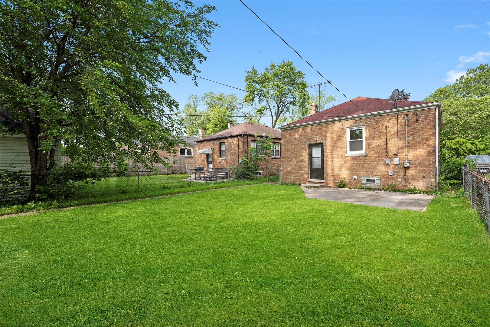 14107 S State Street, Riverdale, IL 60827