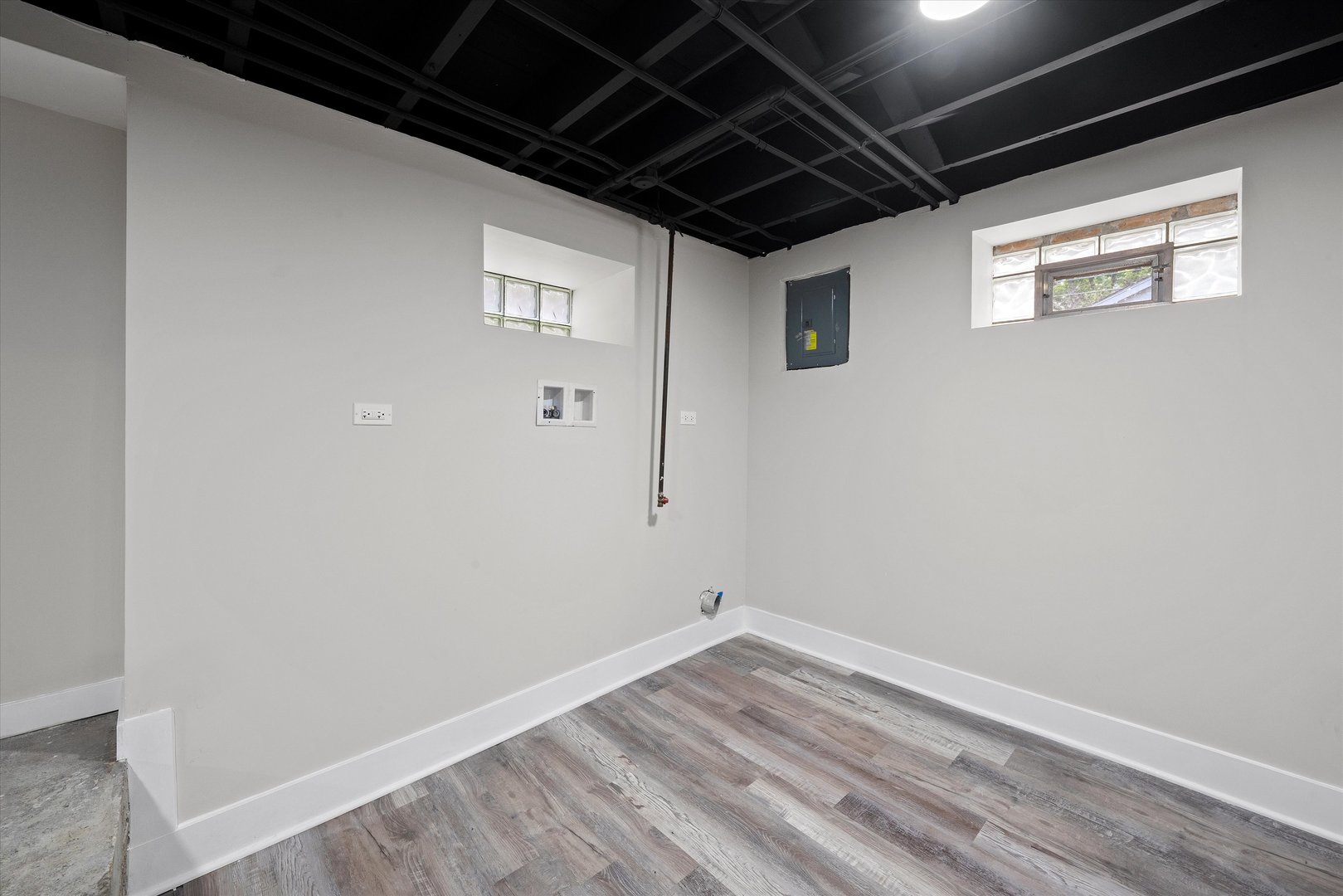 14107 S State Street, Riverdale, IL 60827