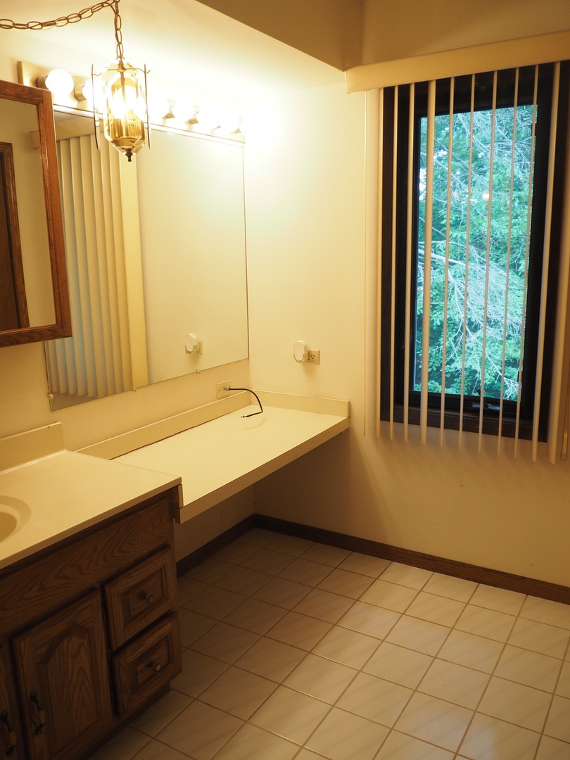 15702 W 151st Street, Homer Glen, IL 60491