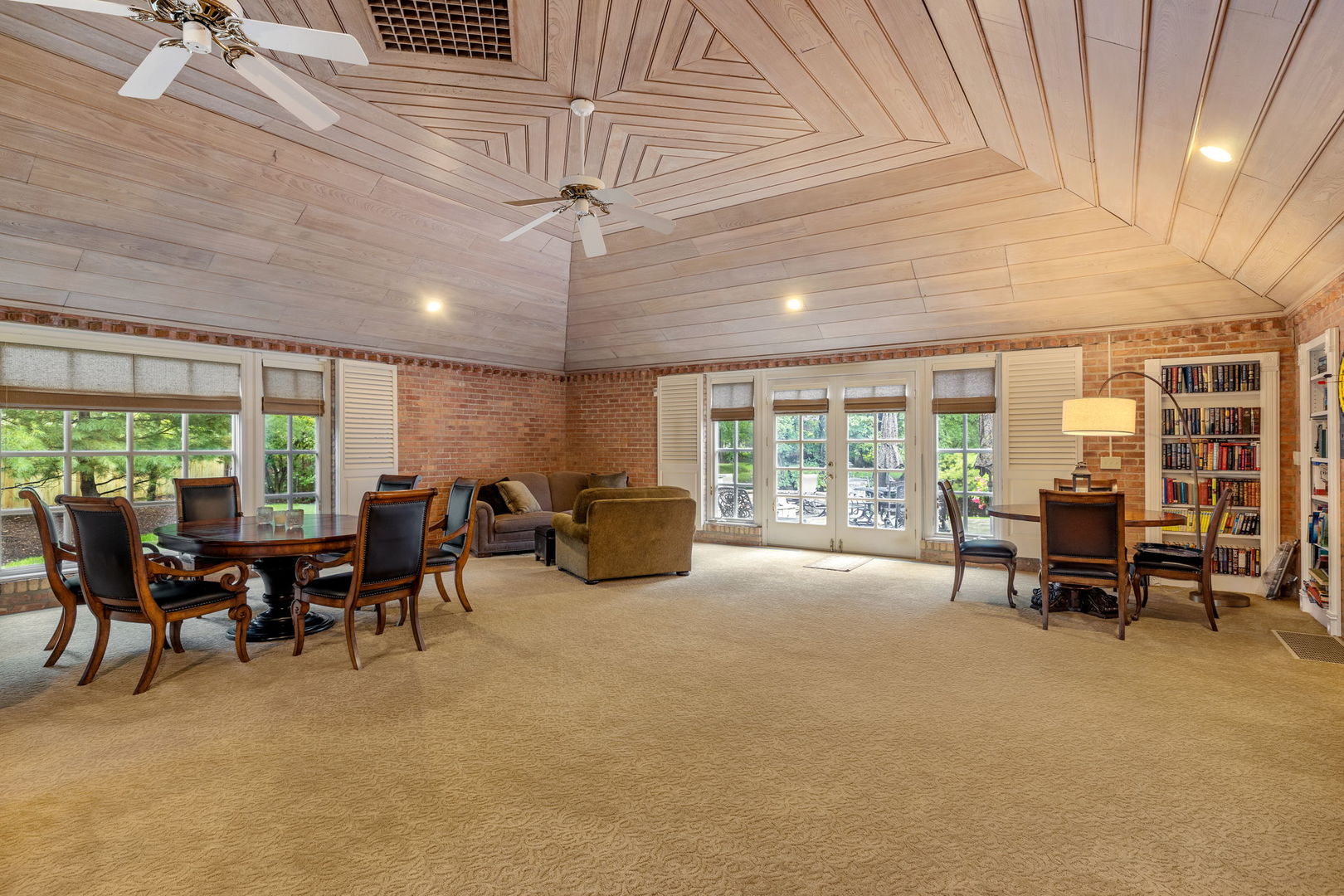 410 Rollingwood Lane, Joliet, IL 60431