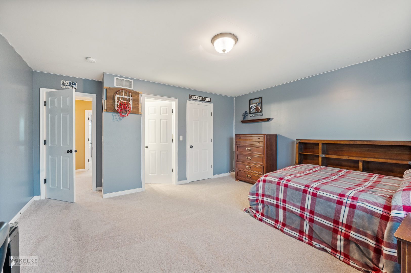 403 Wilton Court, Oswego, IL 60543