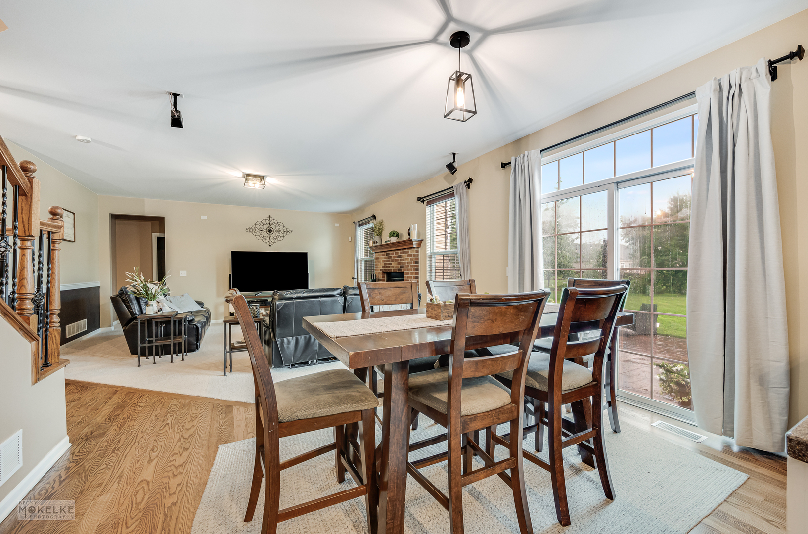 403 Wilton Court, Oswego, IL 60543