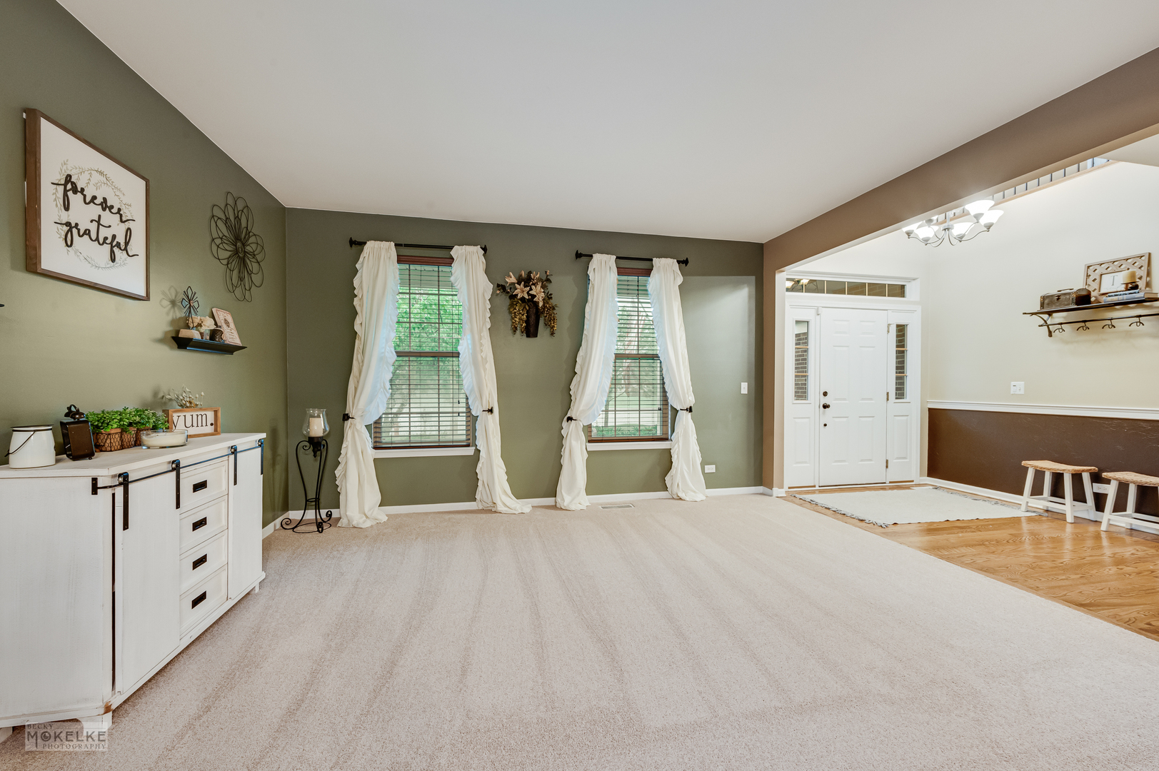 403 Wilton Court, Oswego, IL 60543