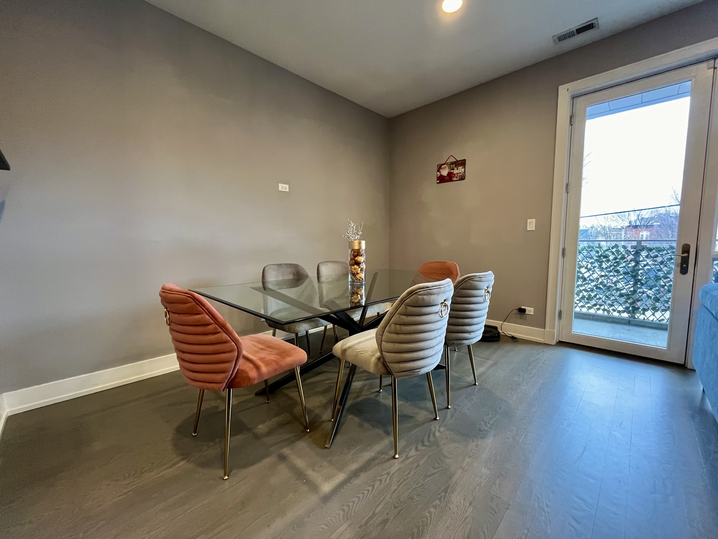 2054 W CHICAGO Avenue #3, Chicago, IL 60622