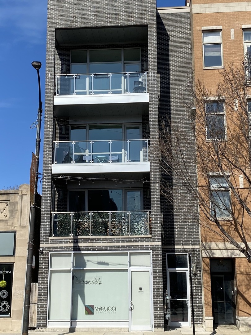 2054 W CHICAGO Avenue #3, Chicago, IL 60622