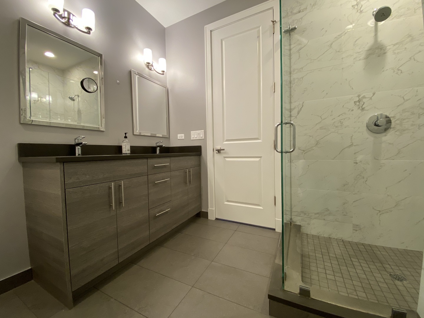 2054 W CHICAGO Avenue #3, Chicago, IL 60622