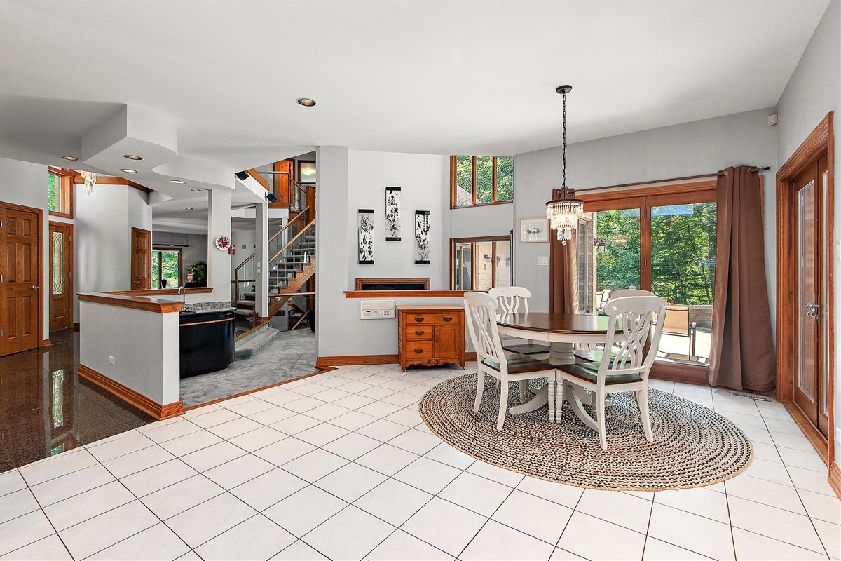 1018 S Butternut Circle, Frankfort, IL 60423