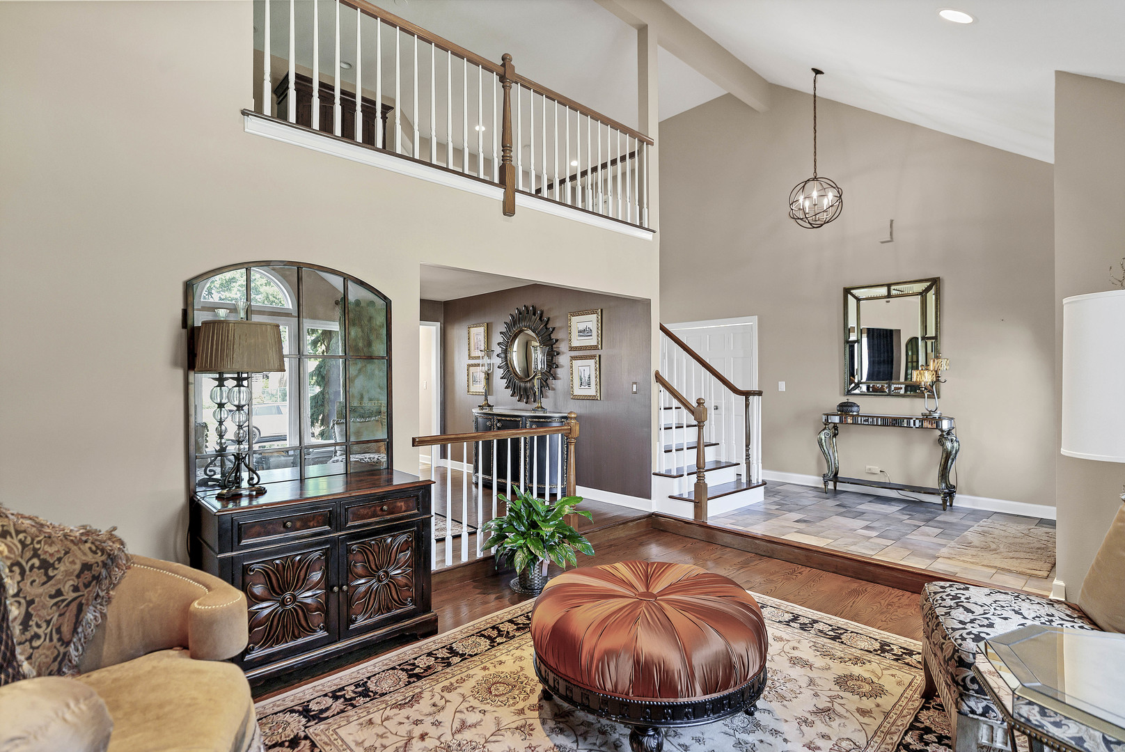 870 Malibu Court, Carol Stream, IL 60188