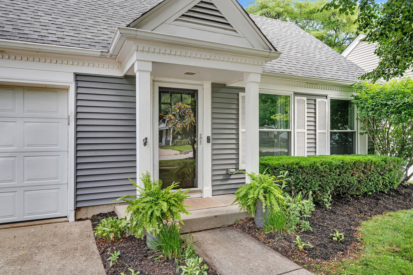1743 PADDINGTON Avenue, Naperville, IL 60563