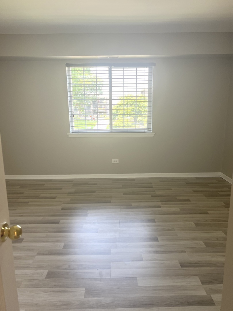 1505 N Windsor Drive #206, Arlington Heights, IL 60004