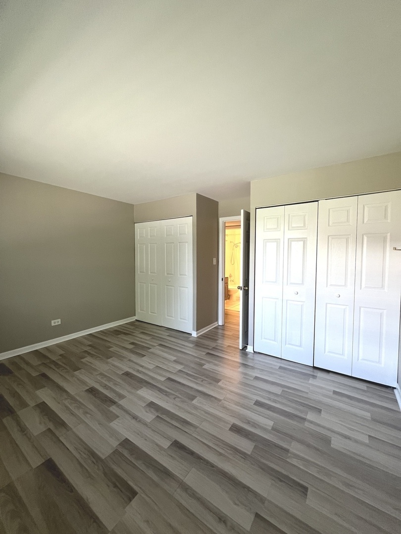 1505 N Windsor Drive #206, Arlington Heights, IL 60004