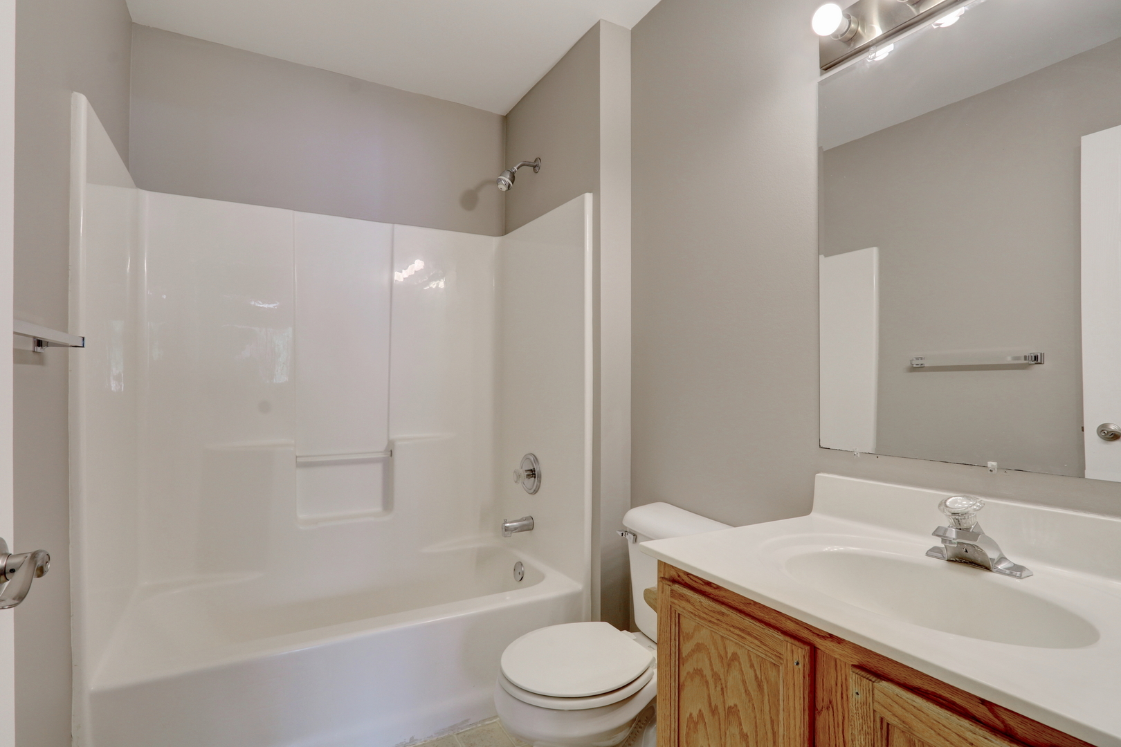 3707 Willow Crest Drive, Zion, IL 60099