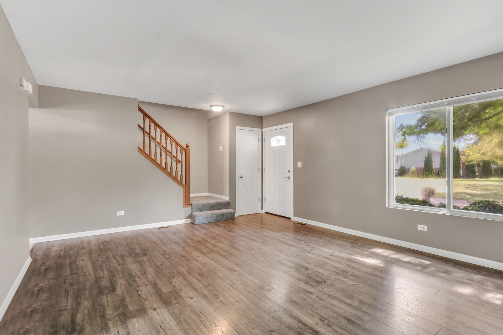 3707 Willow Crest Drive, Zion, IL 60099