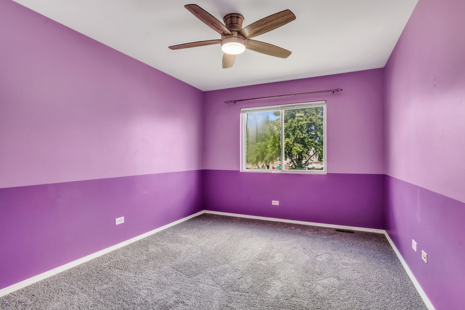 3707 Willow Crest Drive, Zion, IL 60099