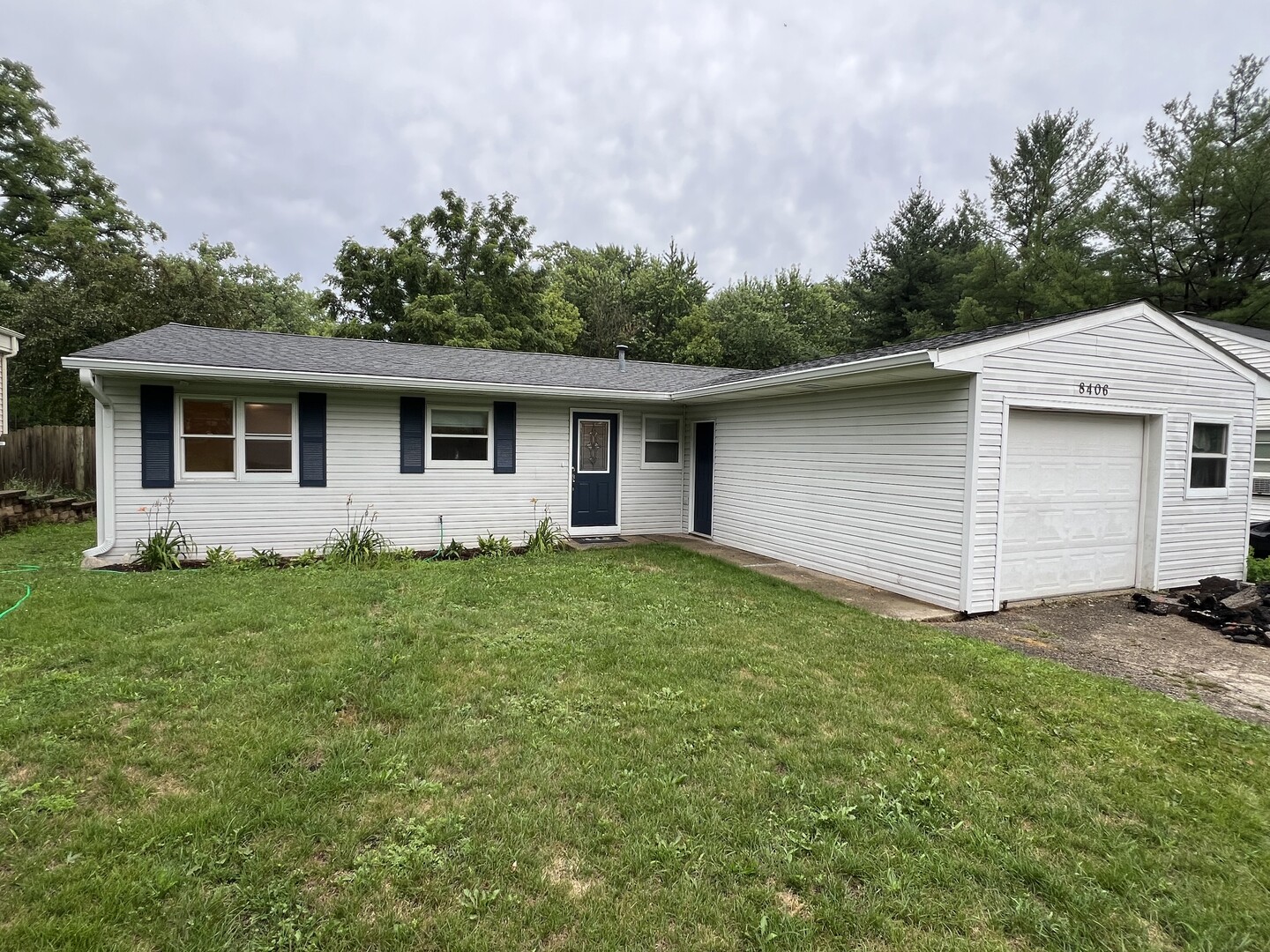 8406 Russell Street, Cary, IL 60013