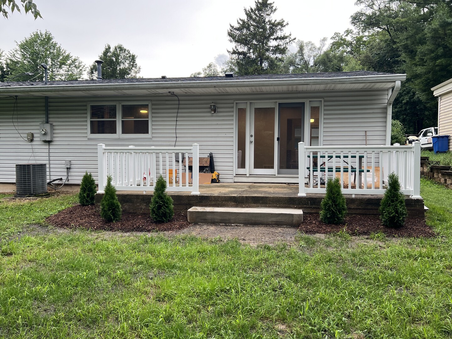 8406 Russell Street, Cary, IL 60013
