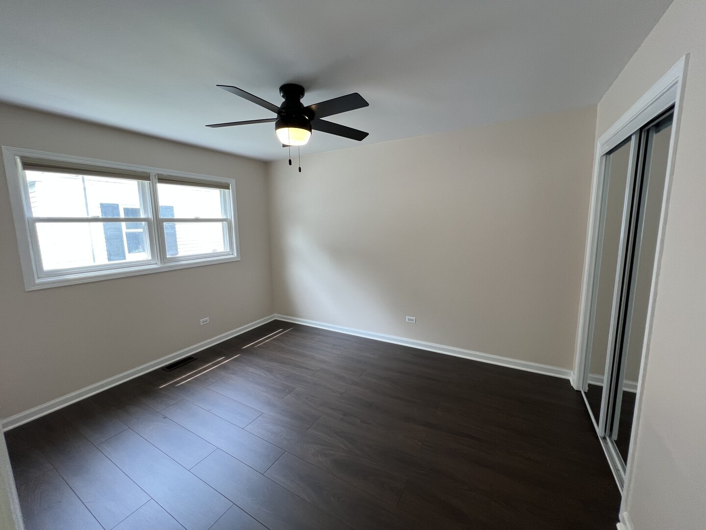 8406 Russell Street, Cary, IL 60013