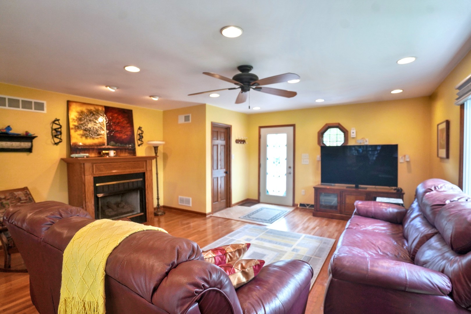 26033 W Catfish Drive, Wilmington, IL 60481