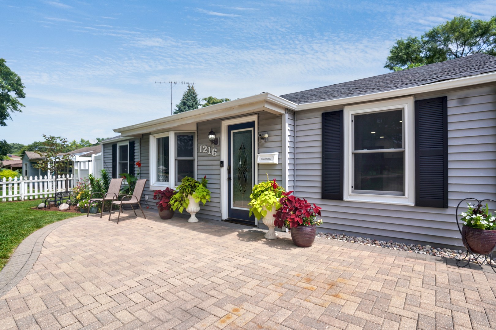 1216 Douglas Avenue, Montgomery, IL 60538