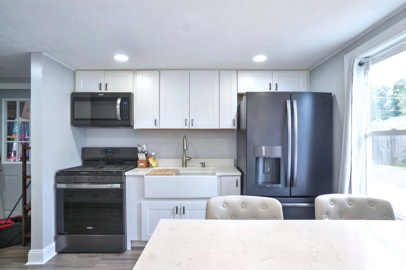 1216 Douglas Avenue, Montgomery, IL 60538