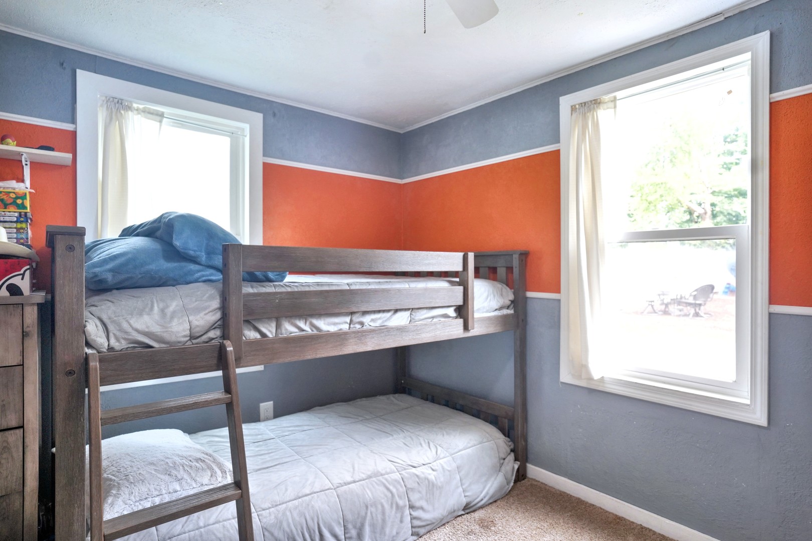 1216 Douglas Avenue, Montgomery, IL 60538