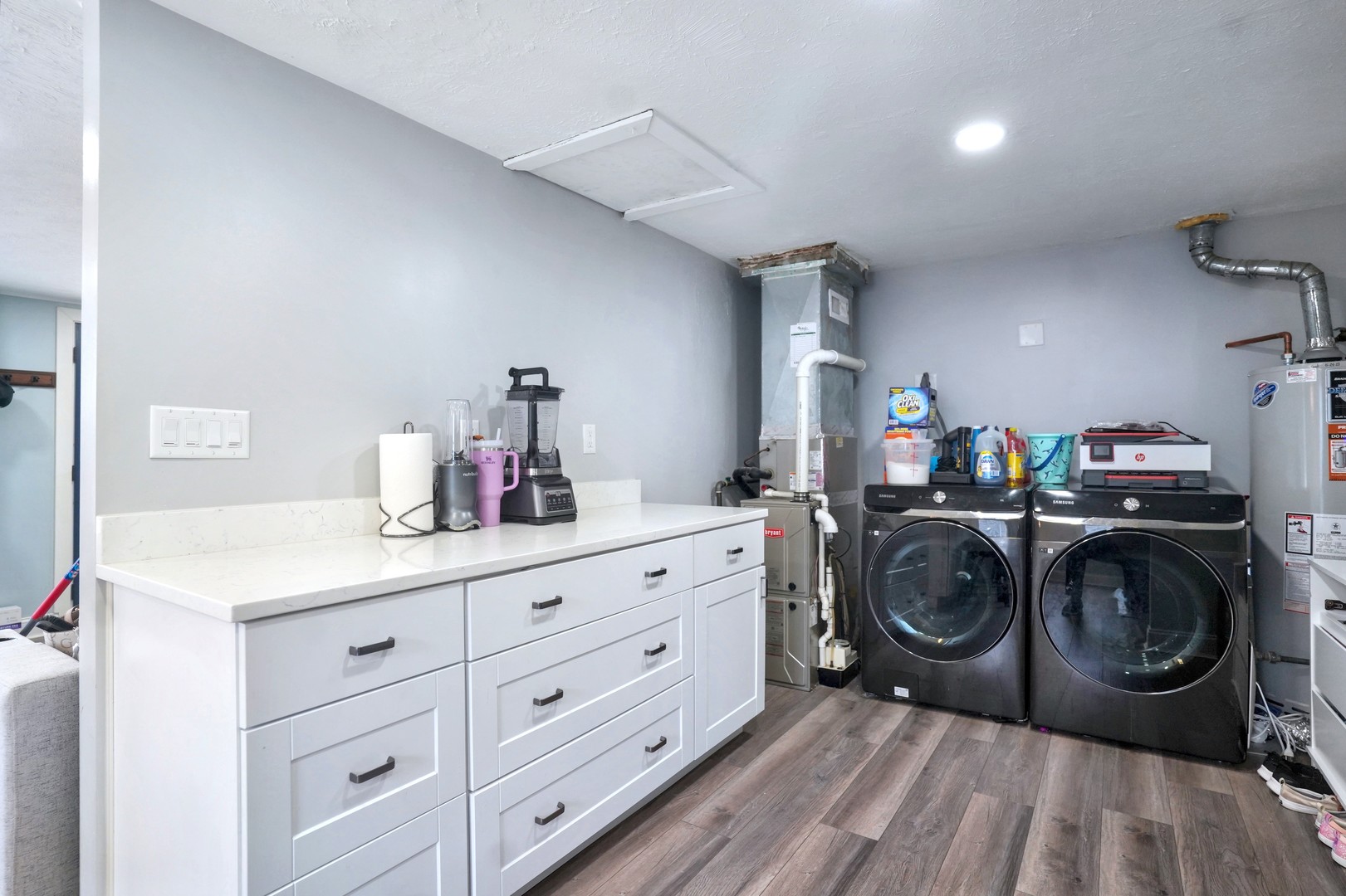 1216 Douglas Avenue, Montgomery, IL 60538