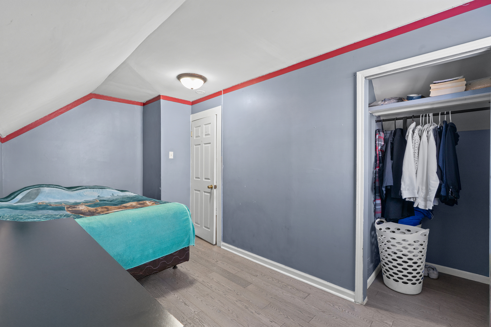 2103 N Long Avenue, Chicago, IL 60639