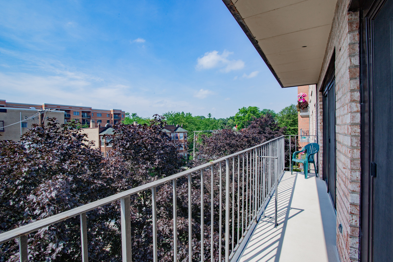 1660 E Thacker Street #3B, Des Plaines, IL 60016