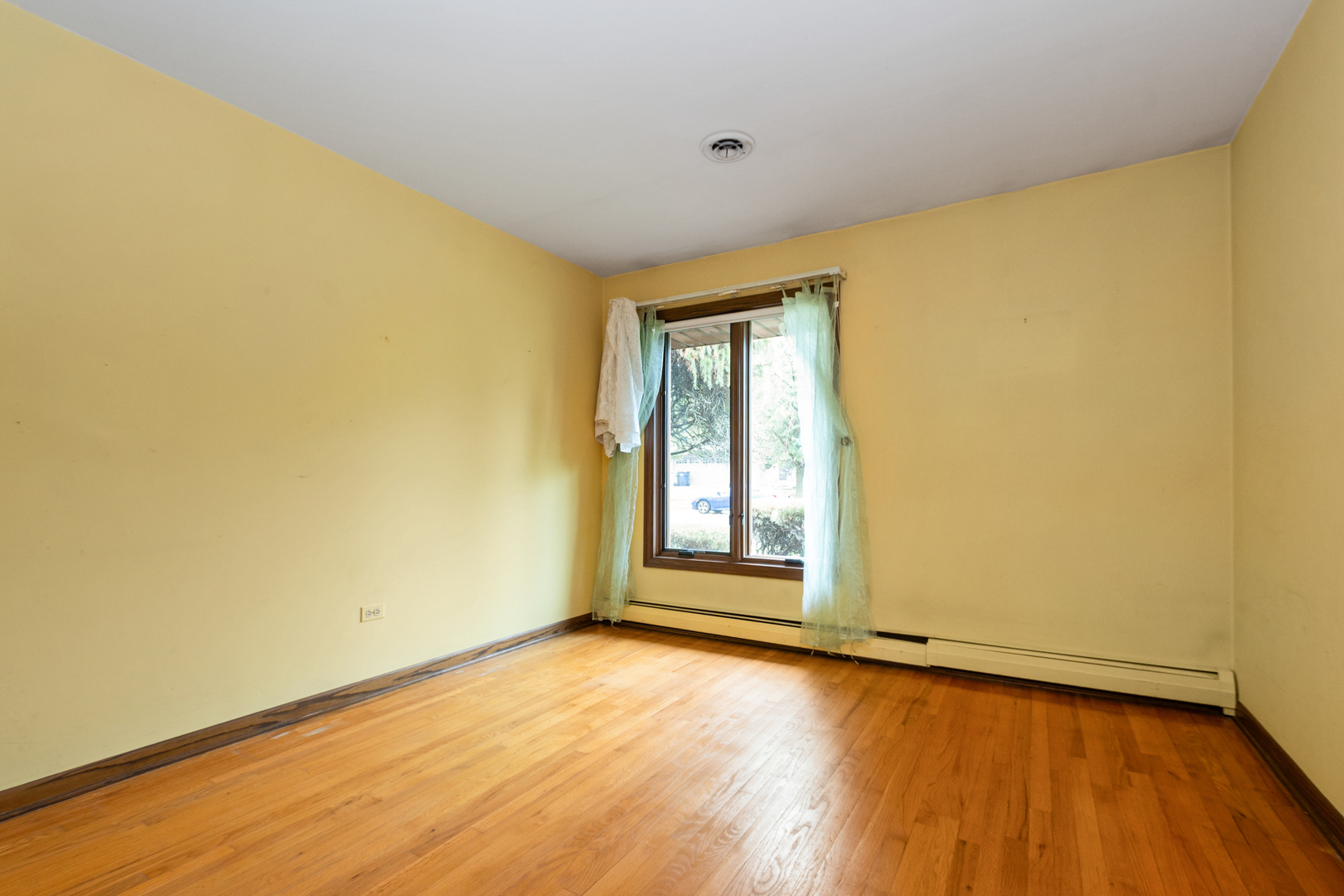 15242 Hollywood Drive, Orland Park, IL 60462