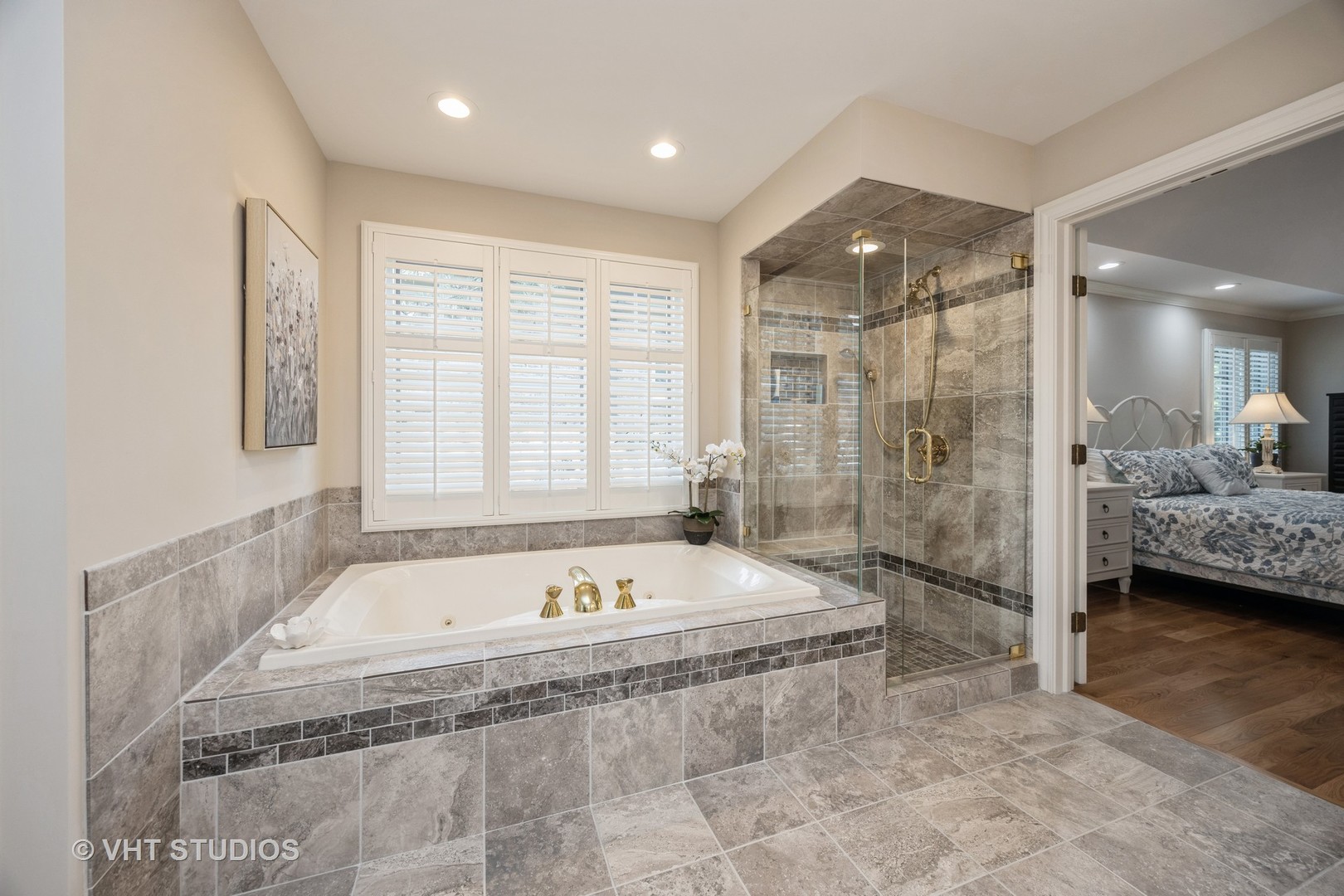 3 Tartan Lakes Circle, Westmont, IL 60559
