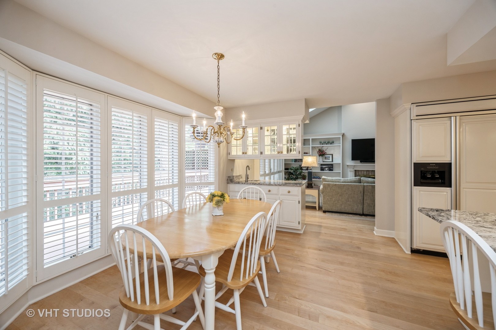 3 Tartan Lakes Circle, Westmont, IL 60559