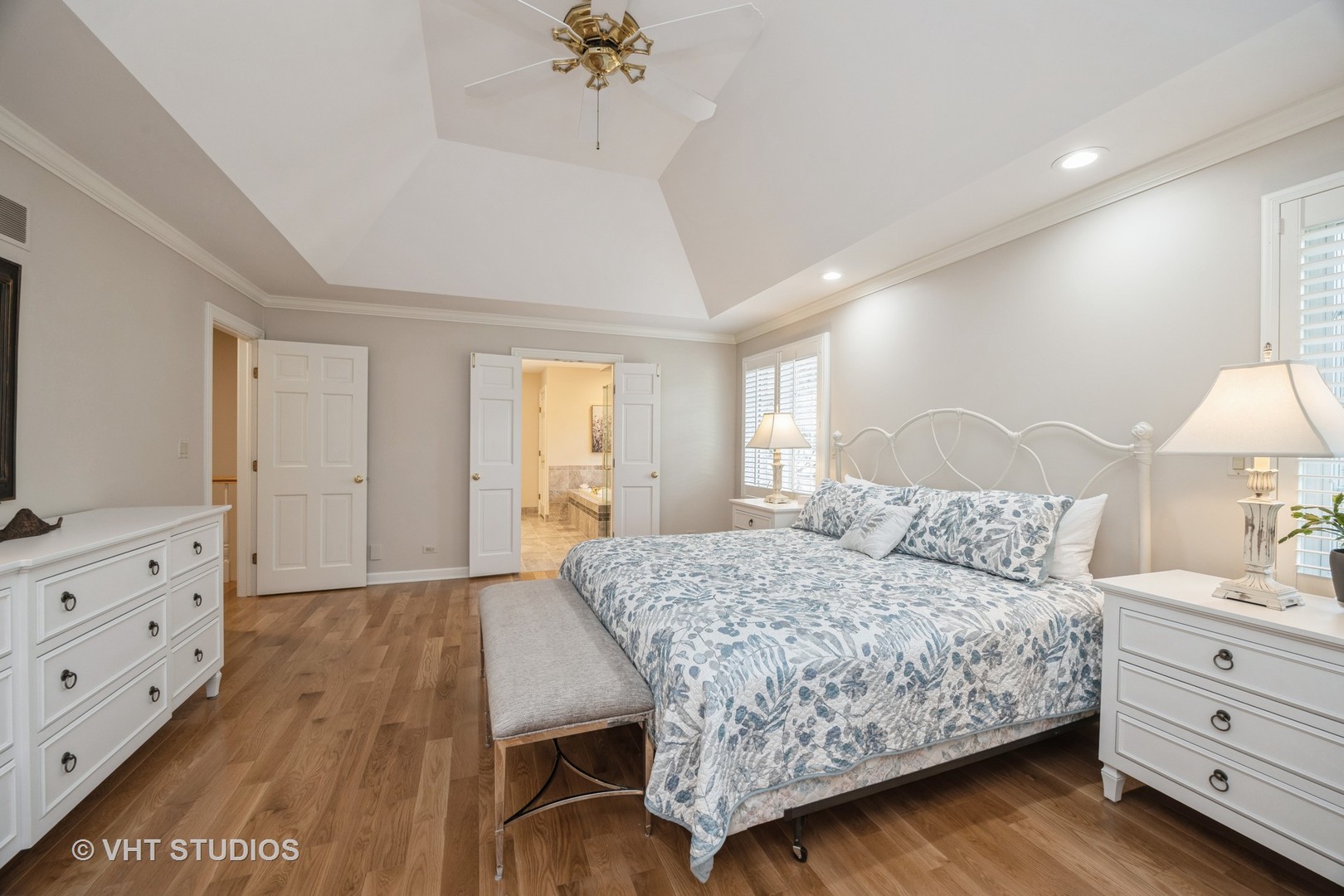 3 Tartan Lakes Circle, Westmont, IL 60559