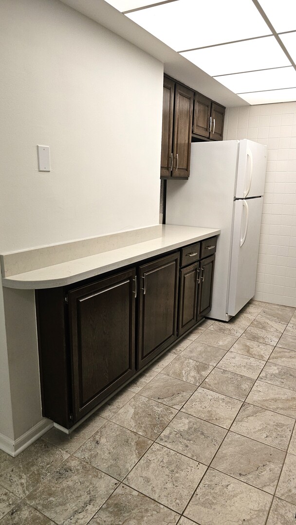 10910 S KILPATRICK Avenue #3NE, Oak Lawn, IL 60453