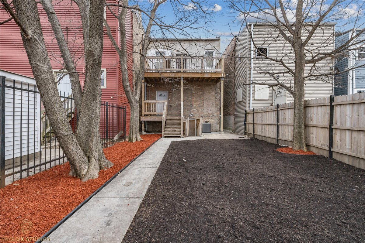 352 N Avers Avenue, Chicago, IL 60624