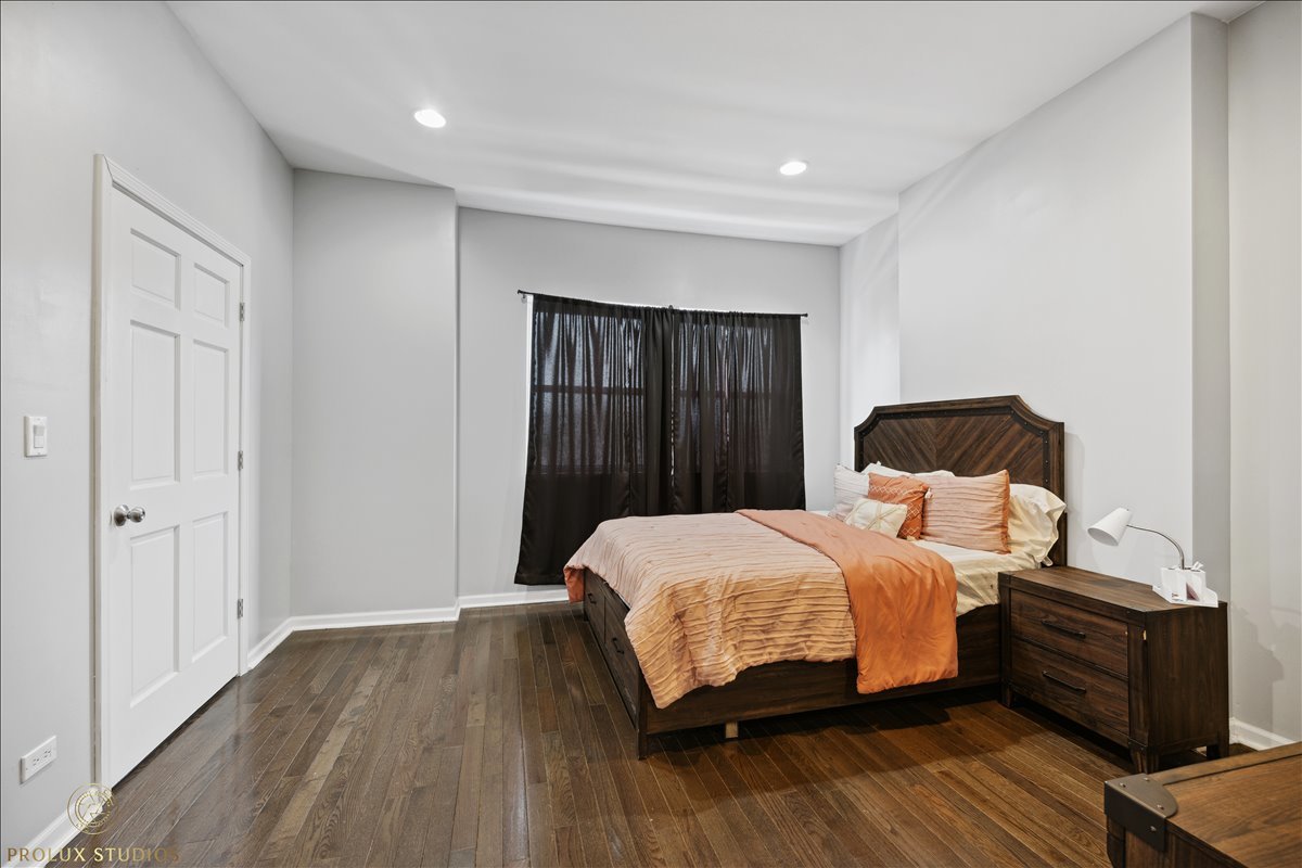 352 N Avers Avenue, Chicago, IL 60624