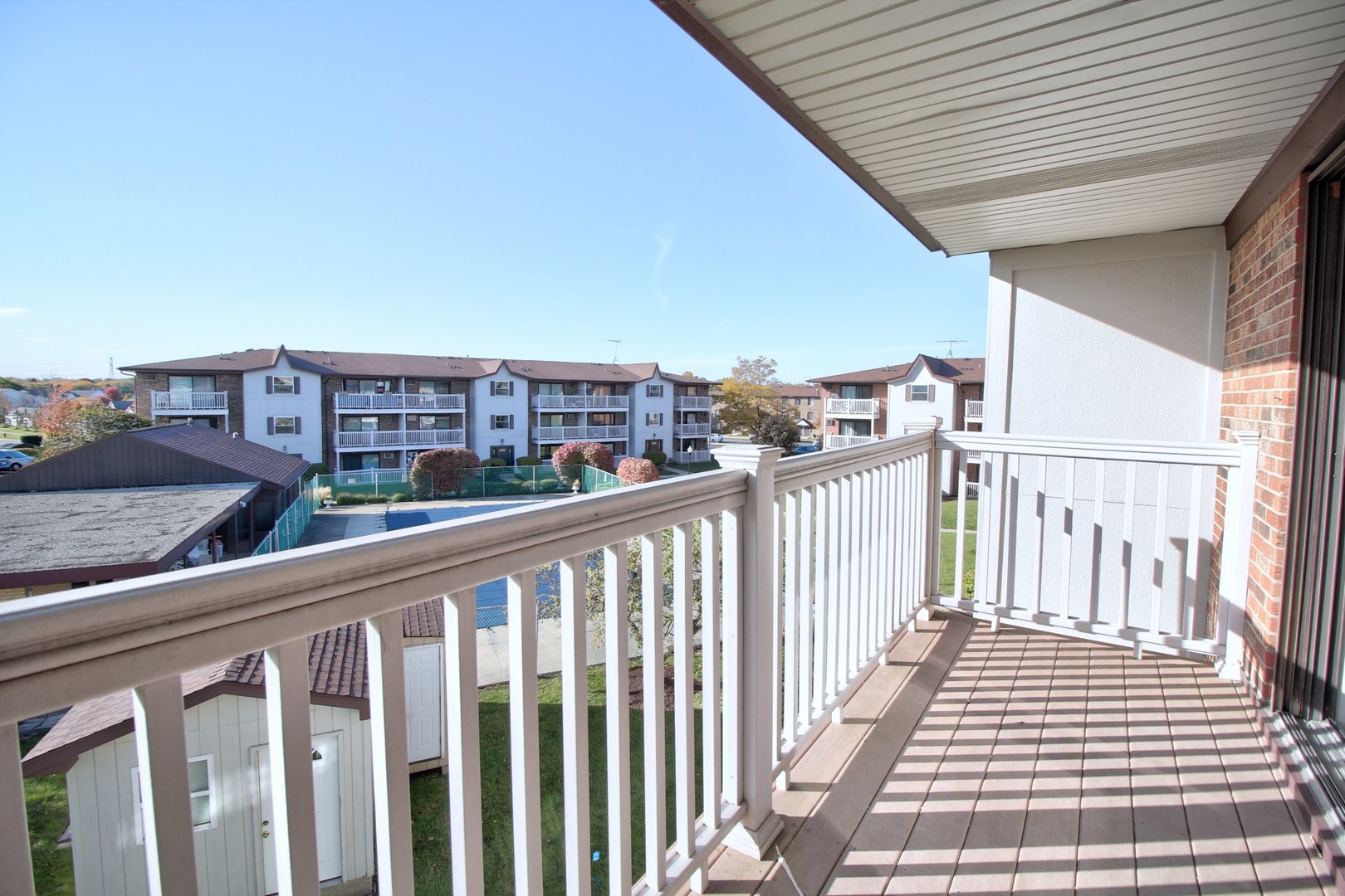 185 Gregory Street #16, Aurora, IL 60504