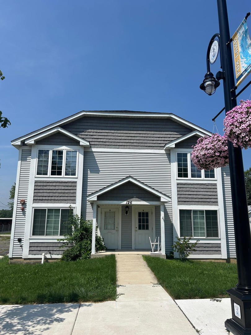 126 Washington Street #C, Ingleside, IL 60041