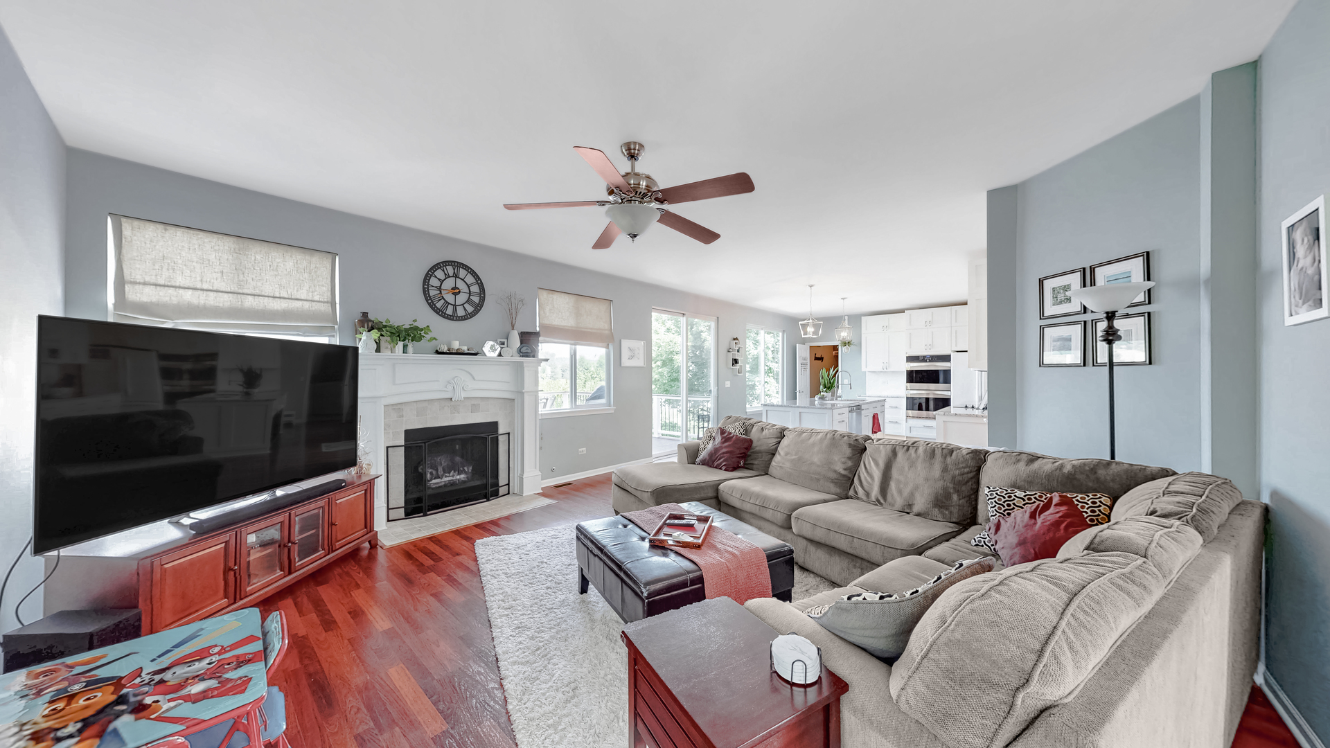 6720 Homestead Drive, McHenry, IL 60050