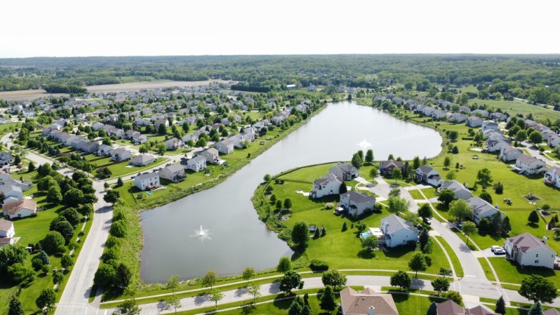 6720 Homestead Drive, McHenry, IL 60050