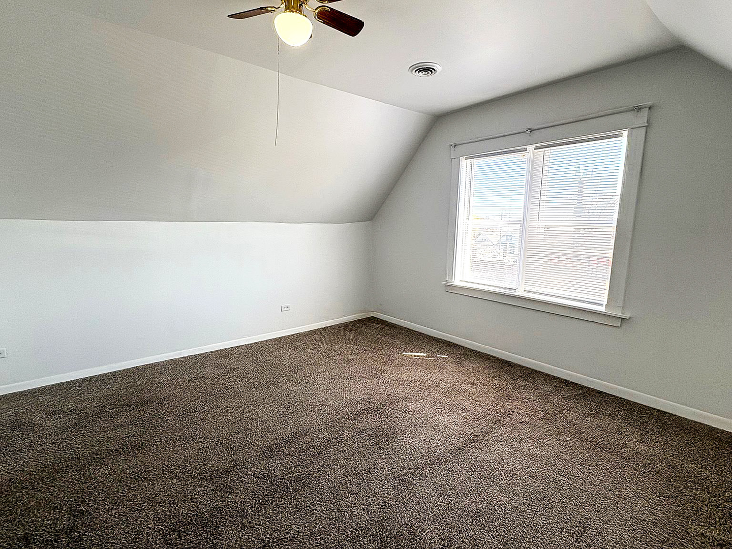 10548 S Ewing Avenue, Chicago, IL 60617
