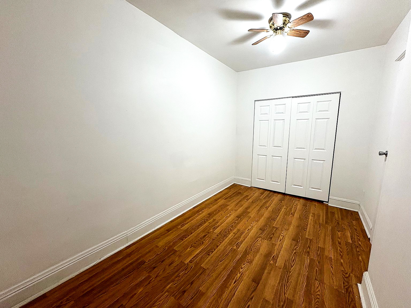 10548 S Ewing Avenue, Chicago, IL 60617
